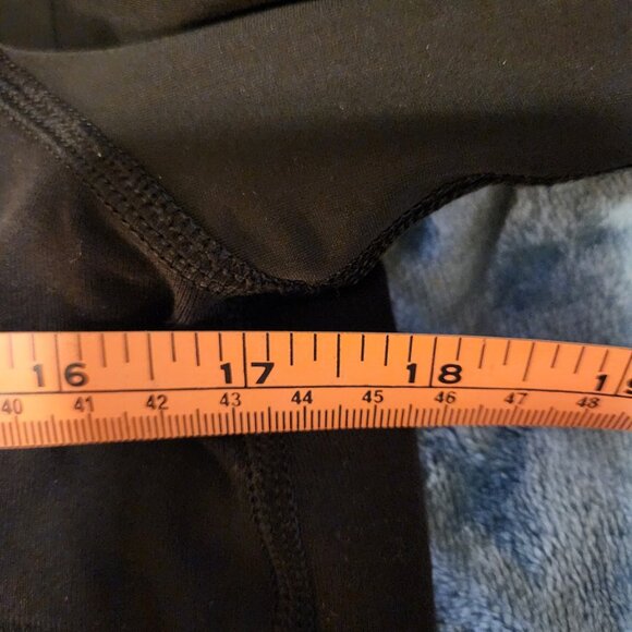 Lululemon jacket - Picture 3 of 13